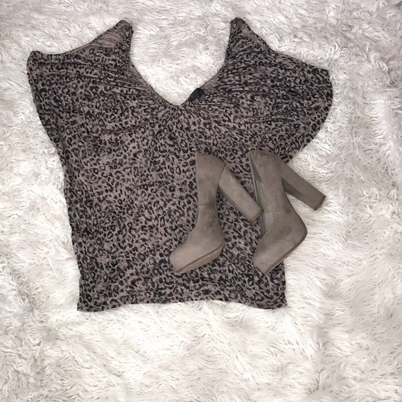 Guess Tops - Beautiful guess top